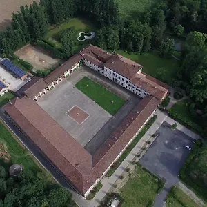 Landhuis Cascina Farisengo, Stagno Lombardo